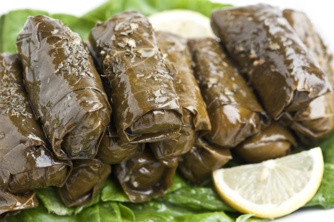 Dolmades, avagy darált hússal töltött szőlőlevél Dolmades, avagy darált hússal töltött szőlőlevél